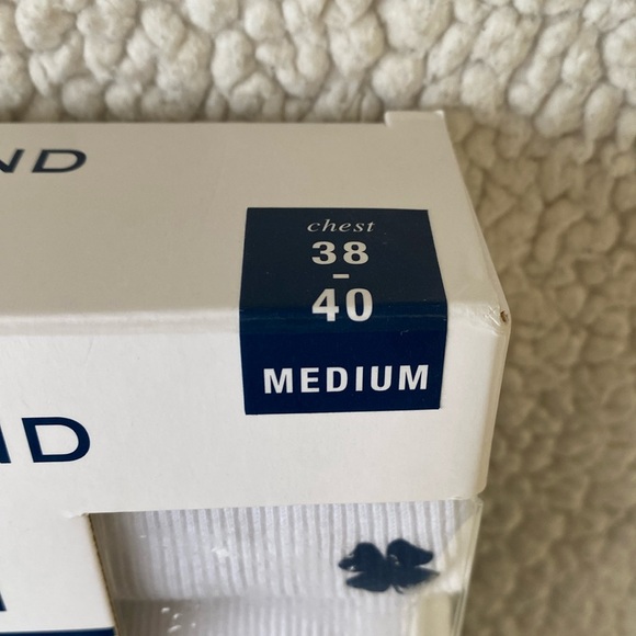 *NIB* Lucky Brand Men’s 4-Pack Ribbed Tanks - Picture 7 of 7